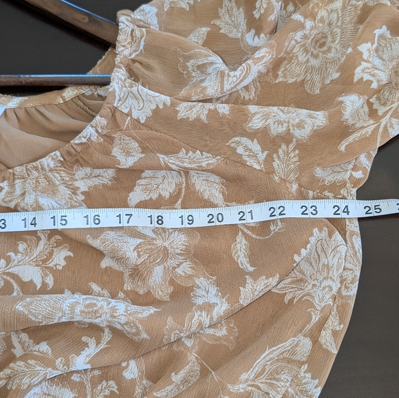 Loft Floral Side Tie Bubble Top - Picture 11 of 16